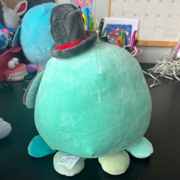 octopus Squishmallow - Picture 2 of 2